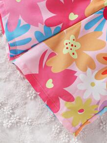 SHEIN Baby Mädchen Sommer Blumendruck Kurzarm Shirt & Shorts Mit 3d Blumen Verziertem Riemen