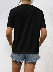 SHEIN Frenchy 女士休闲手绘印花V领短袖T恤，夏季 - 黑色 - 查看 2