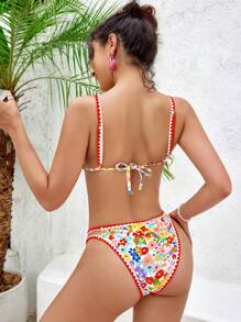 SHEIN Swim Damen Bikini Set, Bikini Set, Triangel-Bikini, zufälliges Muster, Bikini Set mit verspieltem Blumendruck, Sommer Badeanzug Strandurlaub - Verschiedenfarbig - Übersicht 2