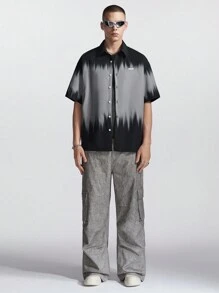 Manfinity RebelGame 男士數字印花寬鬆短袖襯衫，夏季美式街頭風格 - 彩色 - 查看 5