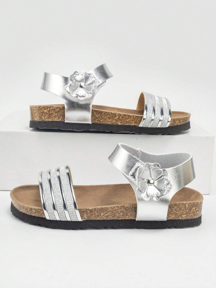 1雙舒適時尚經典女童平底涼鞋