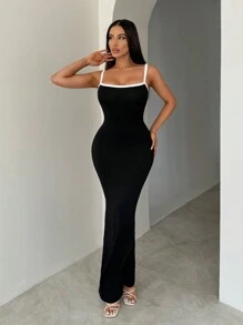 SHEIN SXY Robe-camisole élégante à ourlet de sirène et couleur contrastée pour femme forte. Convient pour les fêtes et le port quotidien