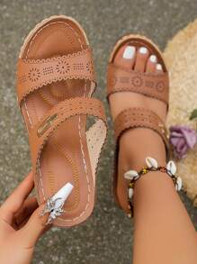 European And American Style Chunky Heel Women's Sandals, New Fashion Hollow Out Chunky Heel Slippers, High Heels, Outdoor Shoes For Women