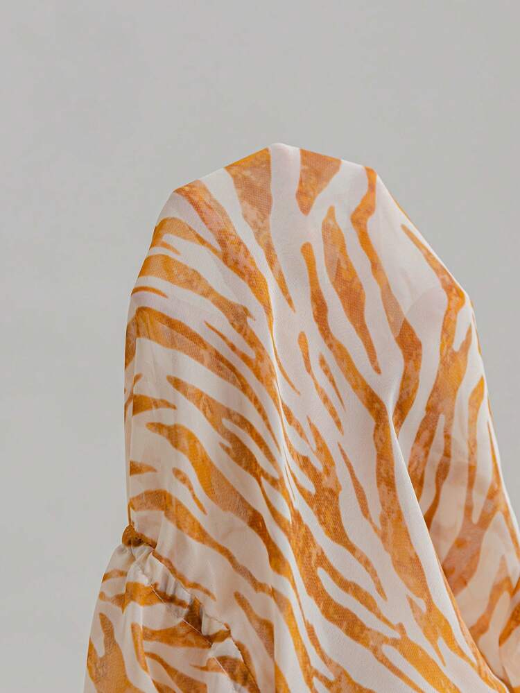 Plus Size Women's Zebra Pattern Printed V-Neck Batwing Sleeve Loose Blouse, Summer