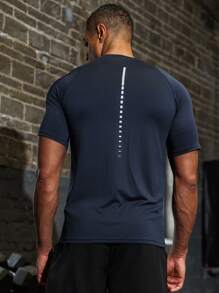 Manfinity Sport Corelite Camiseta de tirantes deportiva de estilo boyfriend para hombre, de corte ajustado, cómoda y transpirable, para el verano