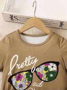 SHEIN Young Girls' Summer Casual Flower & Letter Printed Short Sleeve T-Shirt And Long Pants Set