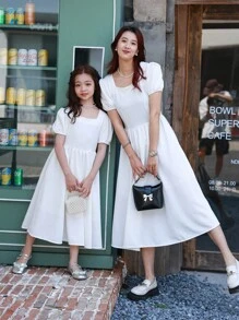 Vestido blanco para mujer con mangas abullonadas y cintura ajustada - Multicolor - Ver 8