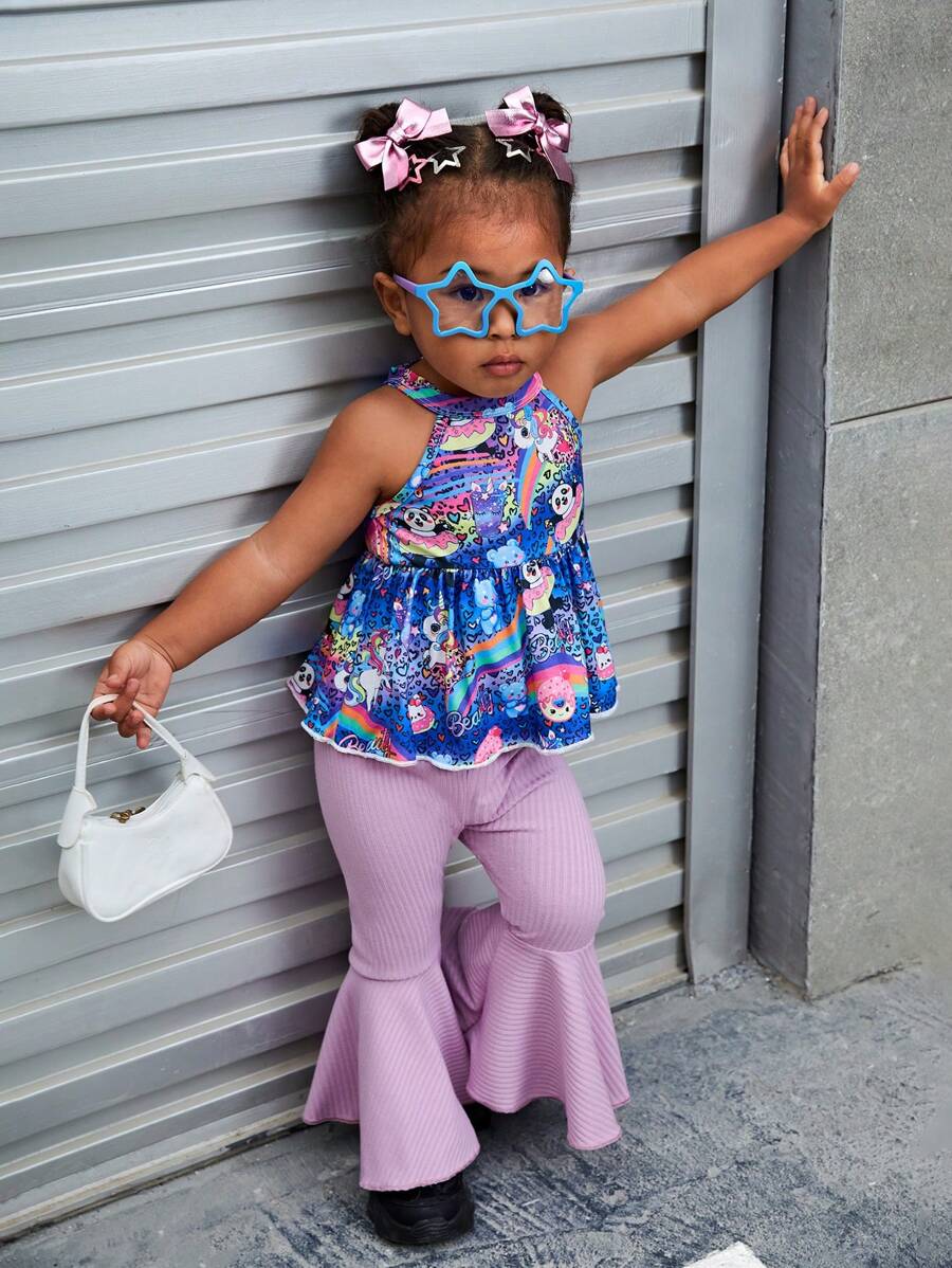 SHEIN 2 件装女婴休闲日常穿着卡通印花上衣和喇叭裤套装，春夏