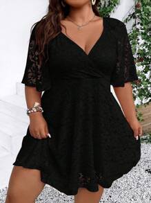 SHEIN CURVE+ Plus Size Mùa hè Đầm ren quấn màu trơn thanh lịch mùa hè - màu đen - Xem 1