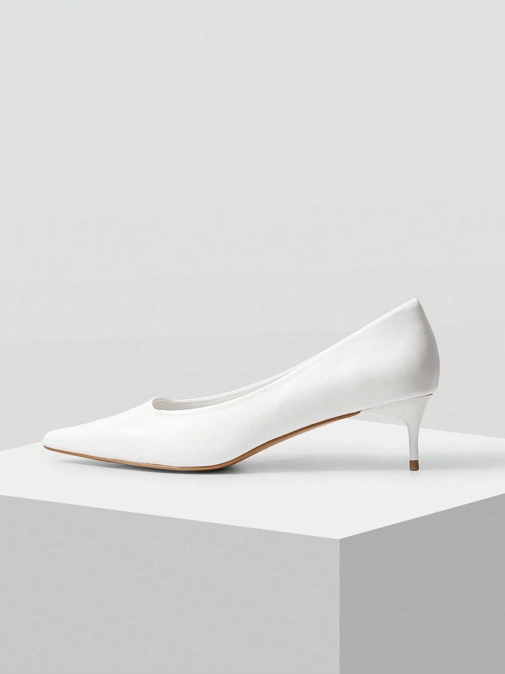 scarpe bianche tacco basso