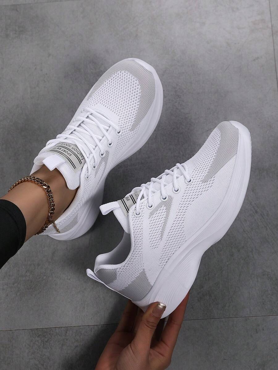 女士透气飞织厚底运动鞋，休闲系带户外鞋，舒适低帮跑步鞋 - 白色 - 查看 1