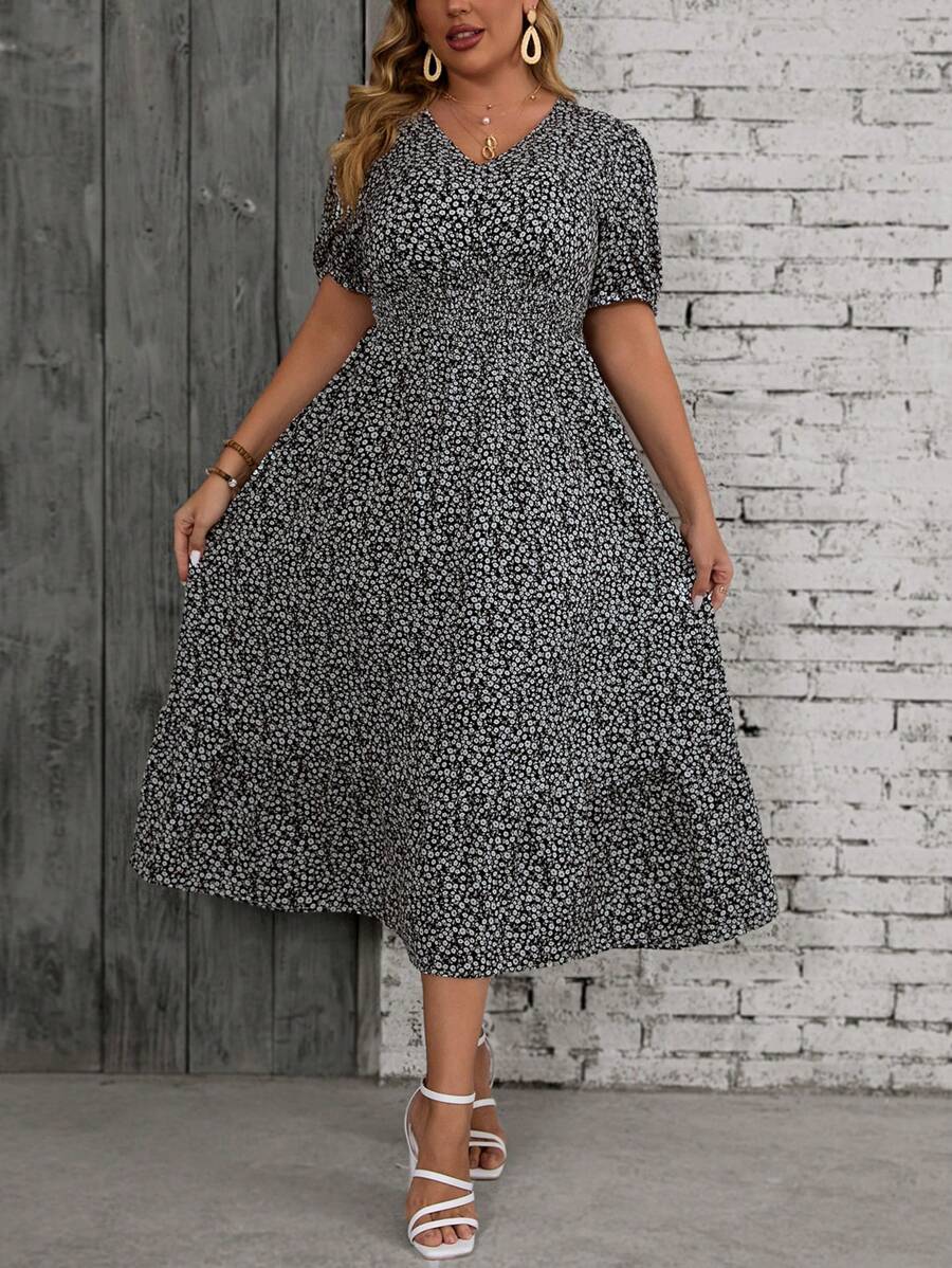 SHEIN VCAY Plus Size Summer Casual Short Sleeve Ditsy Floral Dress - Black and White - View 1