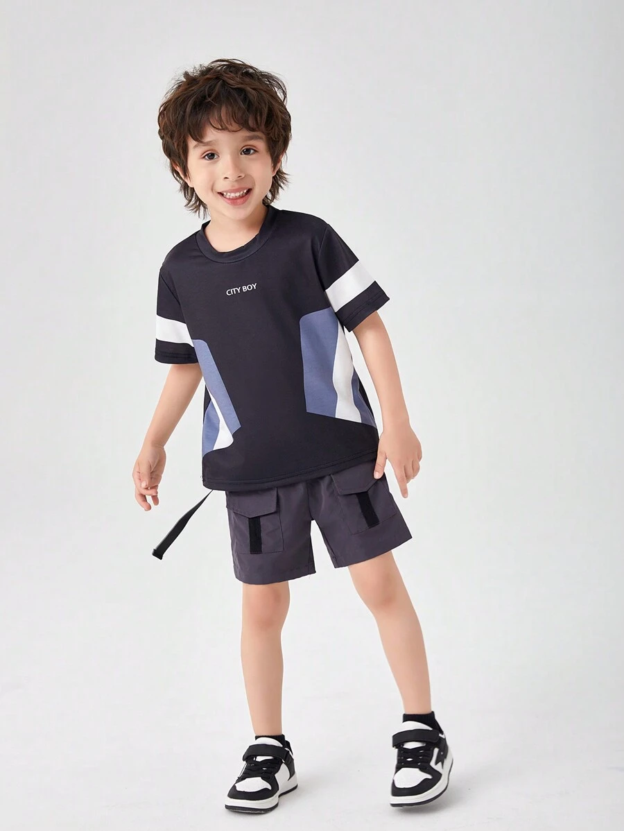 SHEIN Ensemble de haut à manches courtes à col rond pour garçon avec blocs de couleurs imprimés de lettres et short unicolore avec poche, tenues décontractées d'été
