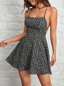 SHEIN PETITE 女士迷你蒲公英花後背露腰交叉帶休閒度假太陽裙