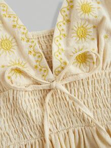 ROMWE Hippie 女款嬉皮刺繡收縮褶皺細肩帶背心，帶荷葉邊的腰部設計 - 杏色 - 查看 3