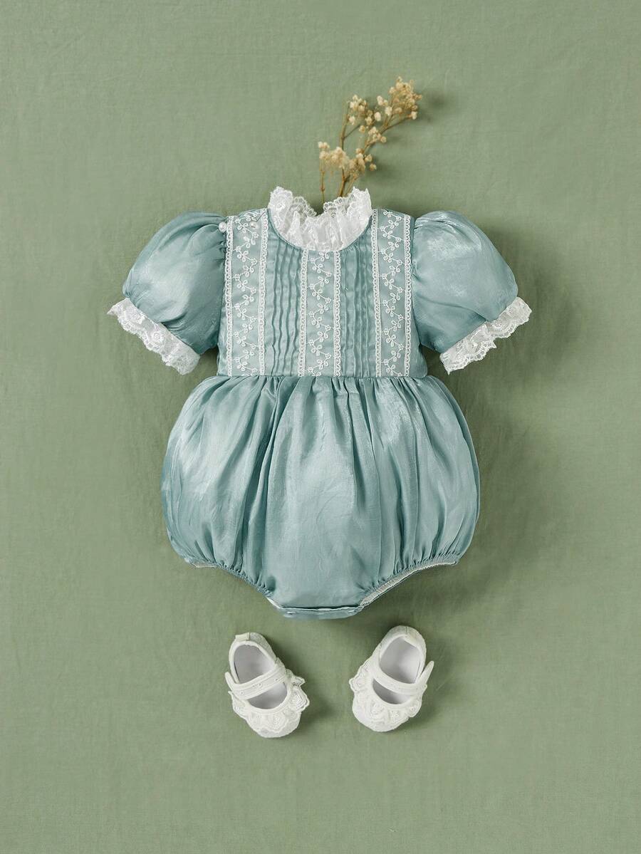 SHEIN 嬰兒女童復古法式連體褲，具有貴族優雅和泡泡袖，並飾有蕾絲，適合春夏外出穿著 - 綠色 - 查看 1