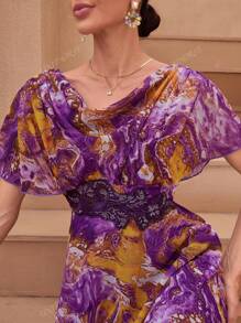 UNITHORSE Random Cut Floral Pattern Batwing Sleeve Dress With Waist Beading And Embroidery, Elegant And Sophisticated With A High-End Flair