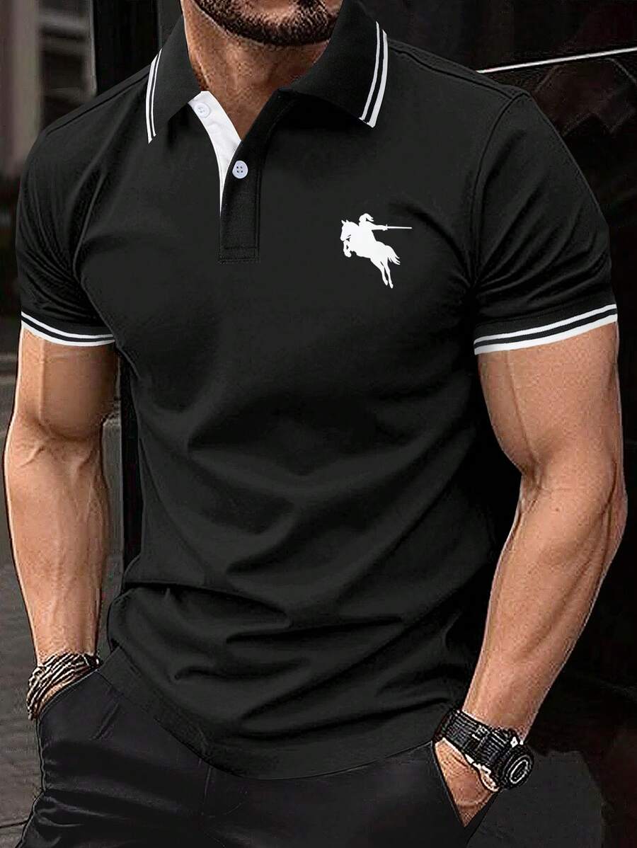 Manfinity Homme 男士夏季騎士印花條紋短袖休閒Polo衫,適用於工作與休閒 - 黑色 - 查看 1