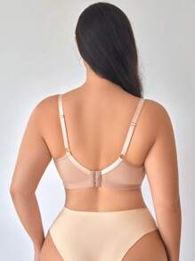 DesireSculpt Plus Size Women's Lace Patchwork Wireless Bra, 1pc