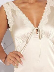 Hauture Lace Trim Satin Plunging Neck Dress - Apricot - View 3