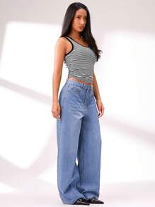 SHEIN BASICS Áo thể thao thông thường dệt kim sọc Slim-Fit cổ tròn thông thường cho nữ có đệm lót áo lót - Đen và trắng - Xem 5