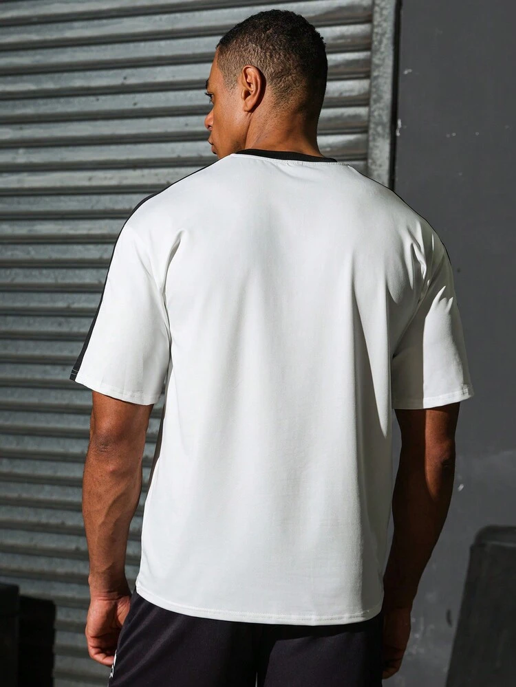 Boyfriend Style Men's Simple Printed Short Sleeve Round Neck Sports T-Shirt