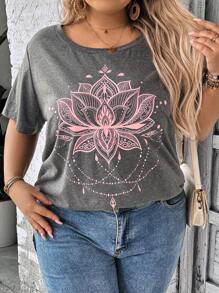 SHEIN CURVE+ Plus Size Casual Simple Lotus Pattern Round Neck Loose Fit Women's T-Shirt, Suitable For Summer