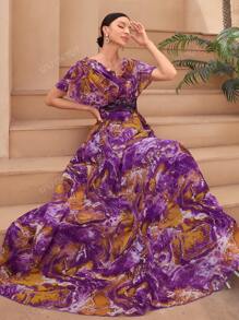 UNITHORSE Random Cut Floral Pattern Batwing Sleeve Dress With Waist Beading And Embroidery, Elegant And Sophisticated With A High-End Flair