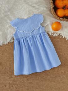 SHEIN Vintaside Kids 夏日新款高品質刺繡背心嬰兒女裝，簡約鄉村風格，竹棉A字型無袖連身裙，前開全扣式設計 - 藍色 - 查看 2