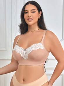 DesireSculpt Plus Size Women's Lace Patchwork Wireless Bra, 1pc