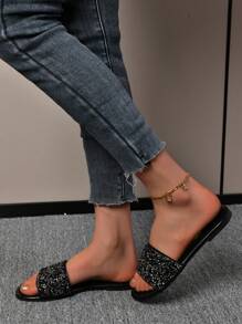 Sandal đế bằng nữ, kiểu dáng dễ phối đồ, hở mũi, nhẹ nhàng và sang trọng, đính đá lấp lánh, phù hợp cho cả bốn mùa và các hoạt động ngoài trời, thích hợp cho ngày Valentine, trang phục mùa xuân hè. - màu đen - Xem 2