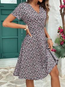 SHEIN VCAY Vestido elegante de manga corta con escote en V y estampado floral para vacaciones de verano de mujer - Multicolor - Ver 4