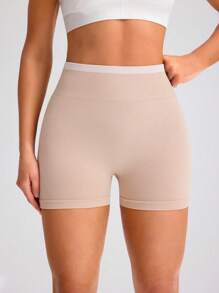 Easithlete Seamless High Elasticity Yoga Workout Shorts For Butt Lifting - Khaki - View 2