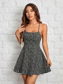 SHEIN PETITE 女士迷你蒲公英花後背露腰交叉帶休閒度假太陽裙