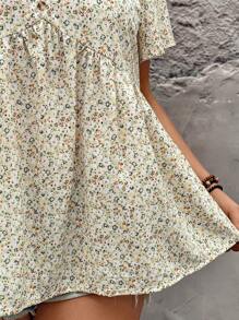 SHEIN LUNE Plus Size Women Floral Pattern V-Neck Short Sleeve Mother Day Shirt For Spring/Summer - Apricot - View 5