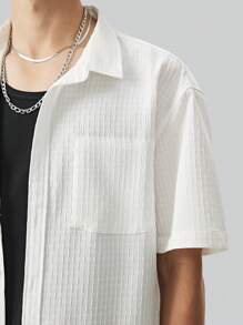 Manfinity EZcore Solid Color Button-Front Short Sleeve Shirt With Pocket For Summer Leisure