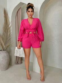 SHEIN SXY Conjunto de top de mangas de farol con detalles de cordones y pantalones cortos de doble capa