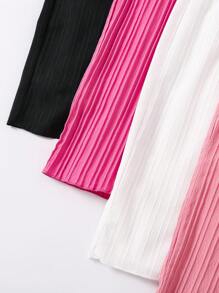 SHEIN 四件套女童荷叶边腰带纽扣装饰上衣搭配条纹质感休闲裤，舒适百搭，可搭配各种T恤、衬衫和背心。非常适合夏季度假、外出和日常穿着。多种颜色可选。适合学校、校园、大学等场合。 - 彩色 - 查看 4