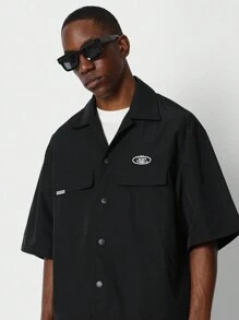 SUMWON Camisa ajustada de botones con estampado gráfico de ajedrez en la espalda - Negro - Ver 3