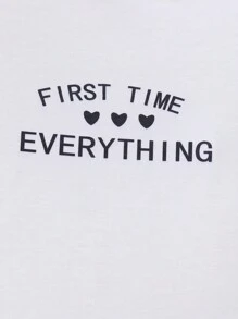 嬰兒女童短袖連體衣，圓領設計，印有字母圖案