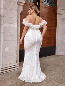 D&M 大碼迷人亮片網拼接分層荷葉邊緊身晚禮服，偏肩設計，適合派對和晚間活動 - 白色 - 查看 2