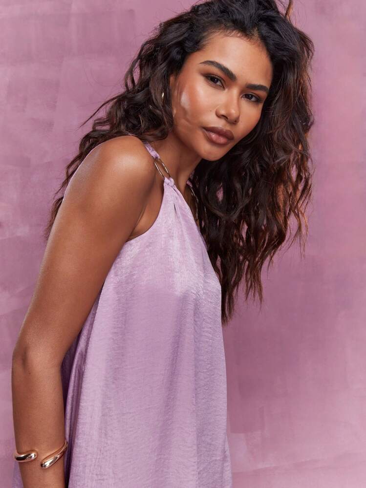 MISSGUIDED 金属环细节缎面飘逸单肩长连衣裙 - 粉色 - 查看 3