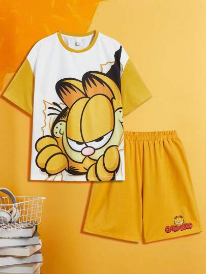 GARFIELD | SHEIN Tween Boys 白色和黄色宽松休闲卡通印花圆领短袖 T 恤和短裤睡衣套装