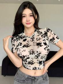 DAZY Women's Simple Daily Sheer Floral Short Sleeve Top Going Out Tops Summer,Crop Tops Women - Beige - View 3