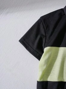 SHEIN 1 pieza de polo casual y de moda con hombro caído y diseño de bloques de color para niños jóvenes, adecuado para uso diario y vacaciones de verano
