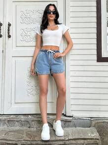 RueChic Rigid Elastic Band Detailed Mini Denim Short - Light Wash - View 3