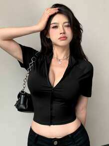 Dazy Designer 女式紧身拉链前短袖 T 恤，时尚设计，夏季学院风上衣，女式高领衫 - 黑色 - 查看 2