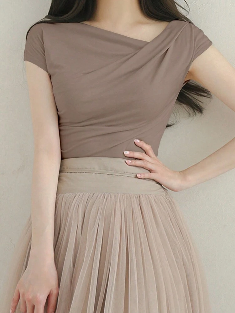 Women's Summer Solid Color Asymmetrical Collar Pleated Slim Short Sleeve T-Shirt Going Out Tops