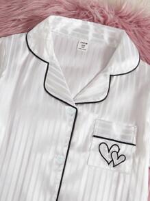 SHEIN Conjunto de pijama de 2 piezas con chaqueta de punto de manga corta a rayas y shorts para niñas