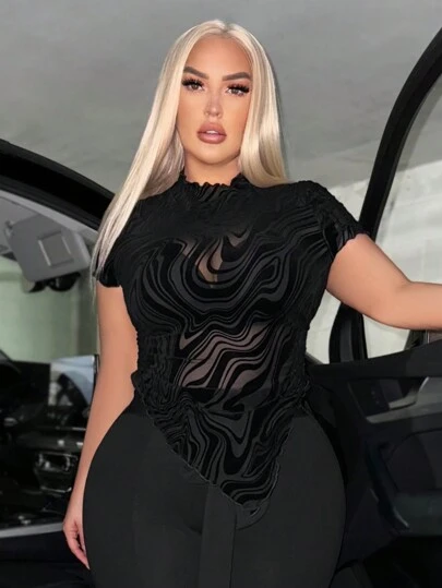 SHEIN SXY Plus Size Twisted Pattern See-Through Short Sleeve Top For Summer, For Winter